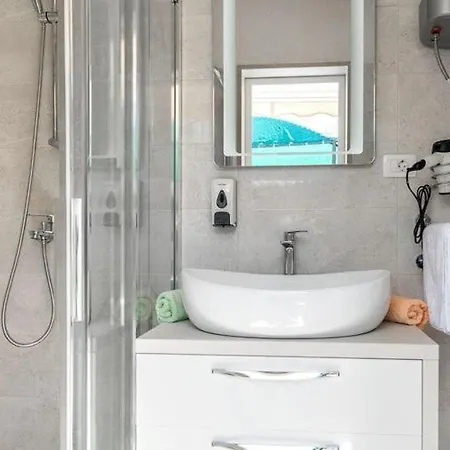 Krika -three Bedroom With Heated Pool And Jacuzzi *