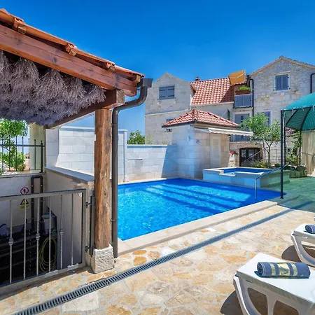 Krika -three Bedroom With Heated Pool And Jacuzzi Hébergement de vacances